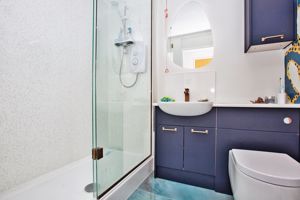 SHOWER ROOM- click for photo gallery